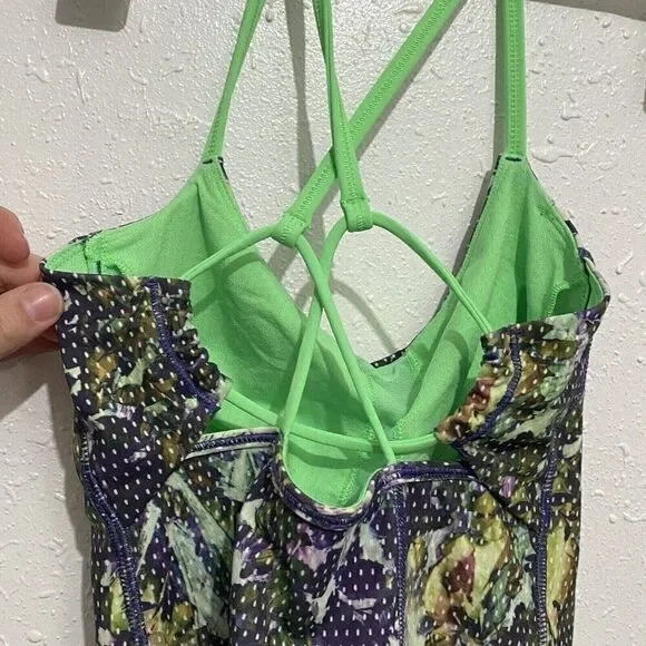 Lululemon Dancing Warrior Tank Top Womens 2 Floral Print Green Shelf Bra Active - Picture 4 of 9